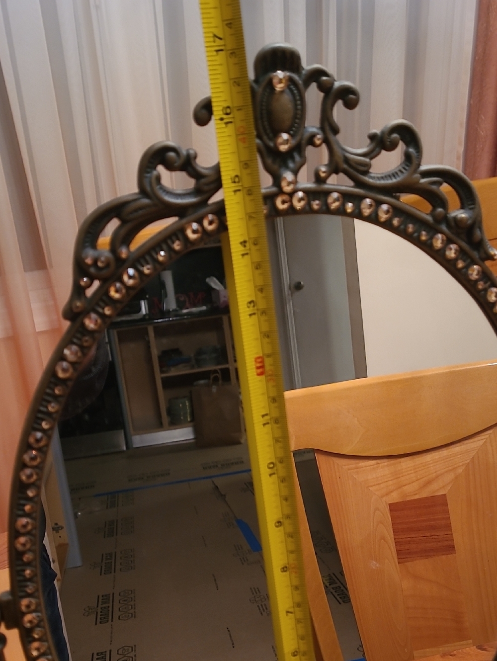 Antique-Style Oval Vanity Mirror in Bronze Finish - Picture 5 of 6